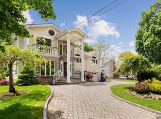 224 E Madison Ave, Cresskill, NJ 07626