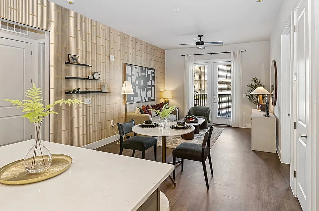 The Waylon Apartments & Townhomes — Photo 3