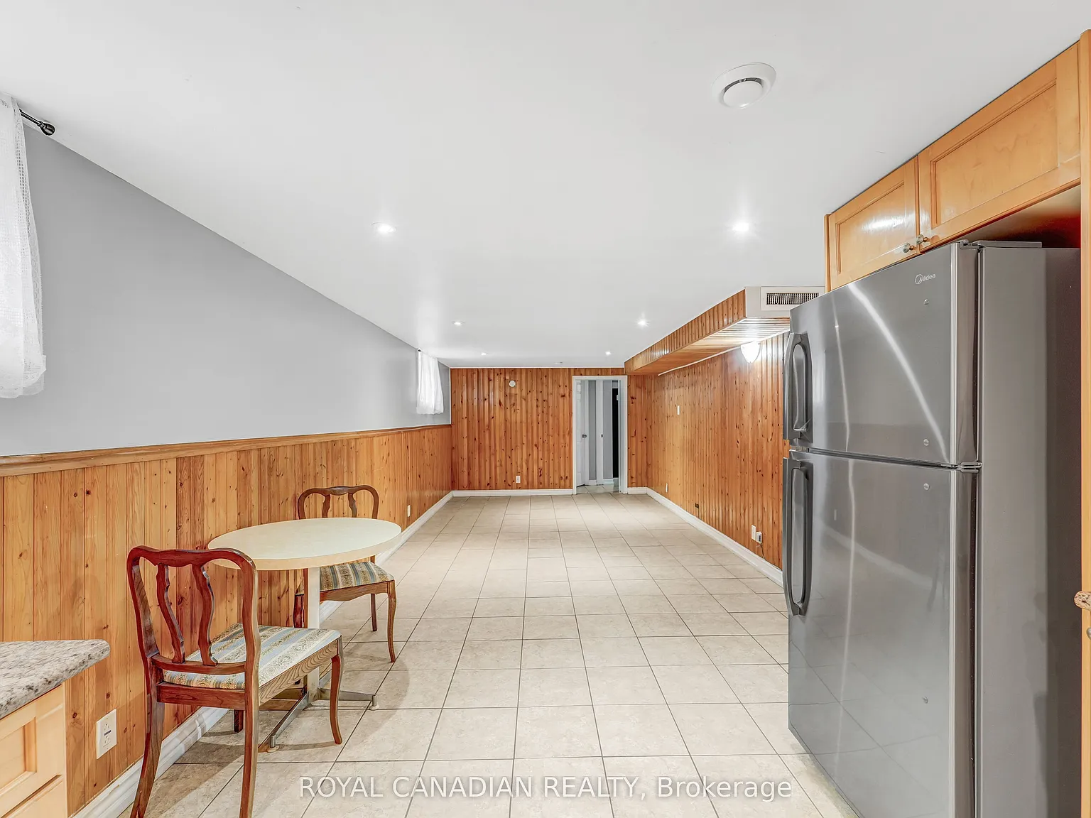 2 bed, $1,730 — Photo 3