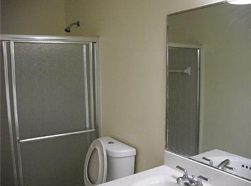 5th image of 106 Bent Arrow Dr APT A