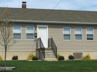 535 Hollywell Ave, Chambersburg, PA 17201