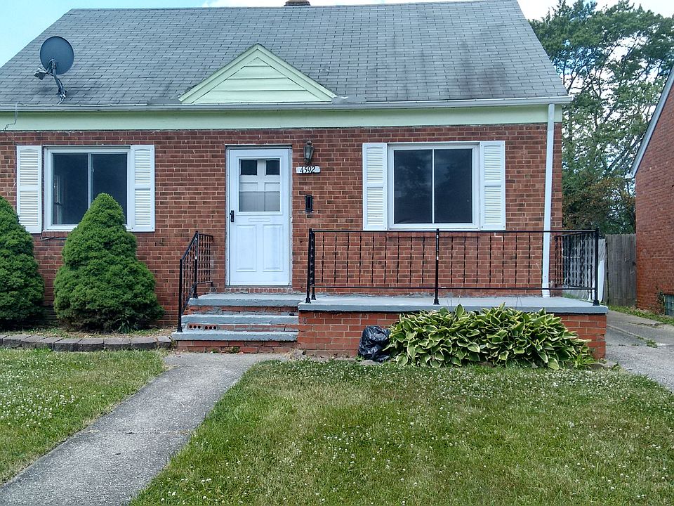 1st image of 4592 W 157th St