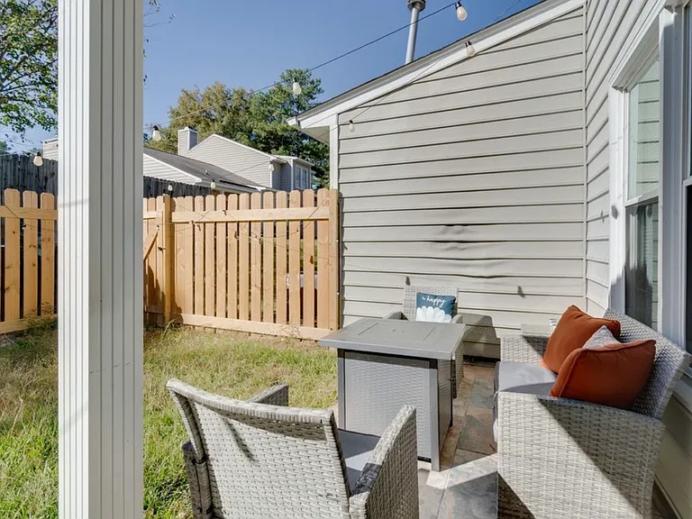 3302 Comstock Rd — Photo 26