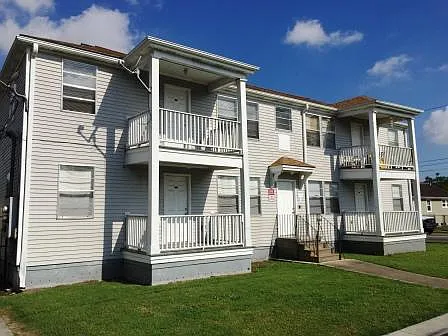 1406 Independence St — Photo 1