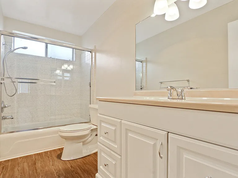 3749 McLaughlin Ave. — Photo 22