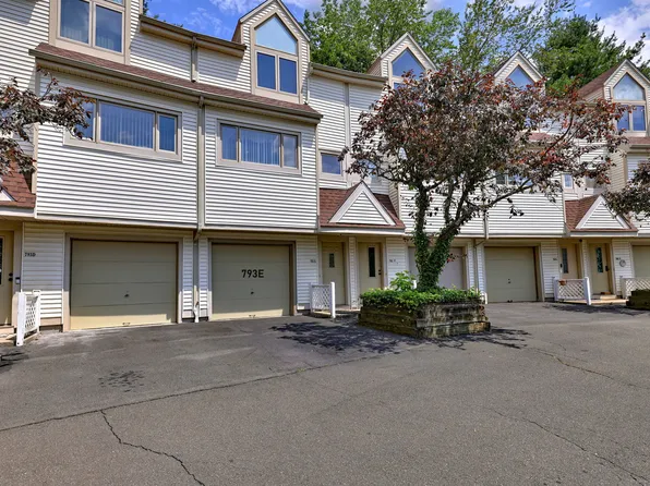 793 West Main Street APT E, Meriden, CT 06451