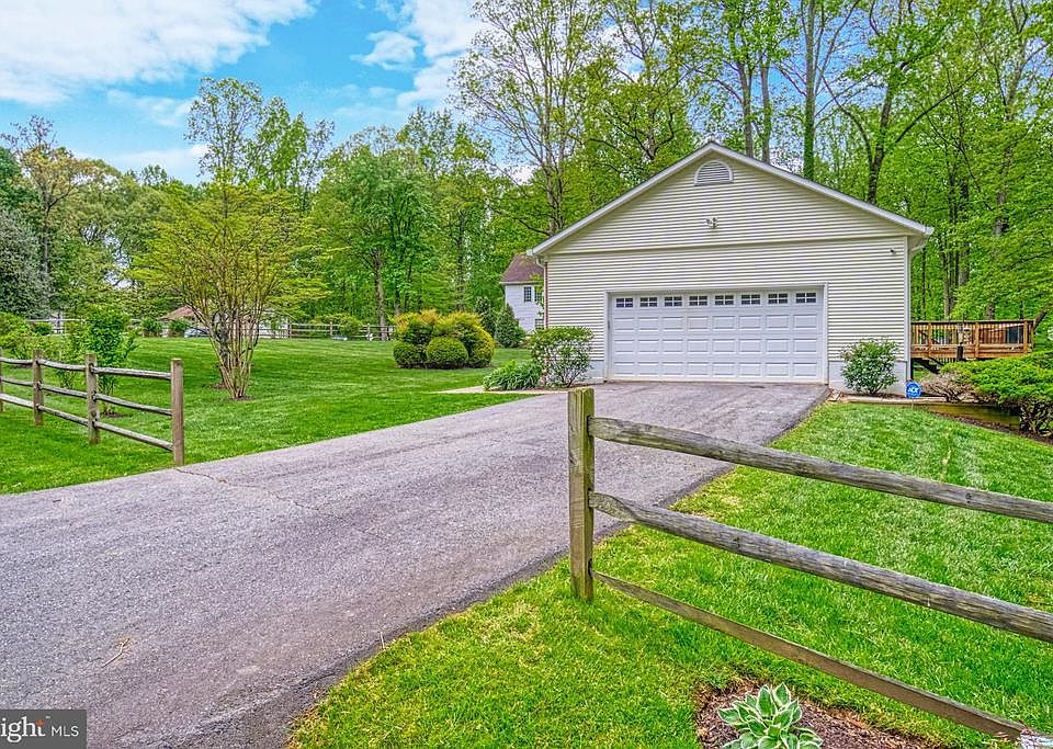 4913 Pheasant Ridge Rd, Fairfax, VA 22030 | Zillow
