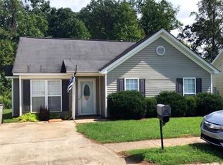 2416 Barkers Ridge Dr, Bessemer City, NC 28016