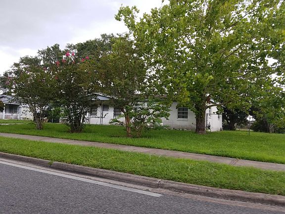 3rd image of 5136 Vanguard St