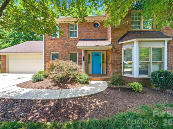 503 Wyre Forest Ct, Charlotte, NC 28270