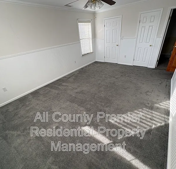 409 Hidden Village Dr — Photo 9