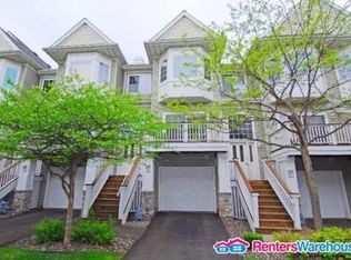 750 Fairfield Cir, Hopkins, MN 55305