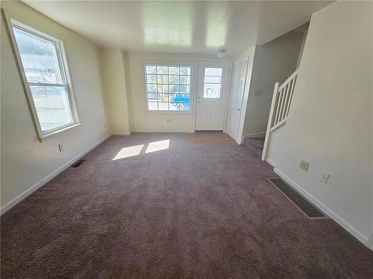 235B Allen St — Photo 6
