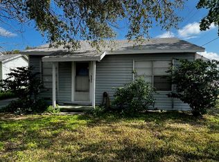 622 3rd St, Taft, TX 78390