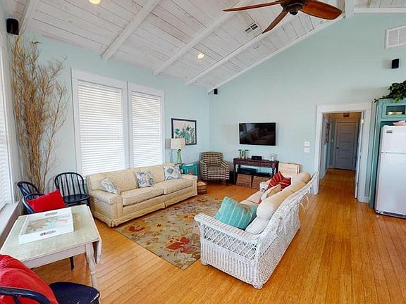 5th image of 833 Kahla Dr