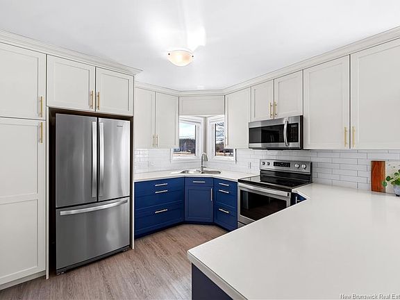 5th image of 2260 Acadie Rd