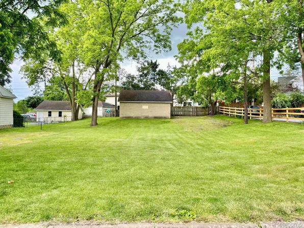 0 Higgins St, Lapeer, MI 48446