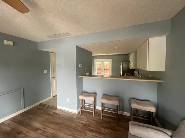 3447 S Oaklawn Cir, Bloomington, IN 47401