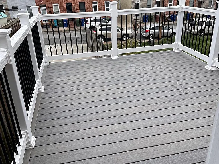 1825 Light St — Photo 26