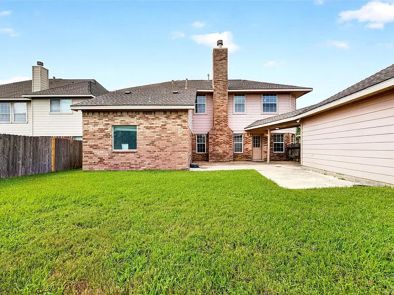 27011 Rockwood Park Ln — Photo 23