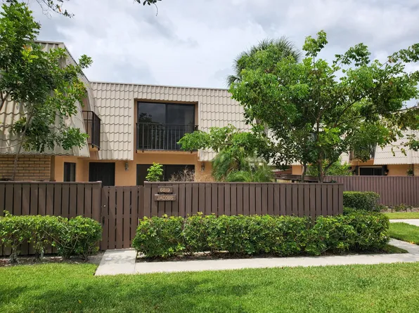 6819 68th Way #6819, West Palm Beach, FL 33409