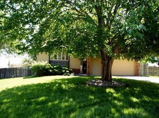 4979 S 157th Cir, Omaha, NE 68135