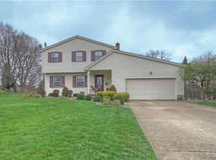 2963 Saginaw Dr, Poland, OH