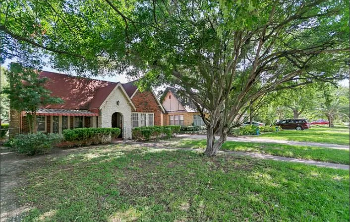 3 bed, 1576 sqft, $1,725 — Photo 2