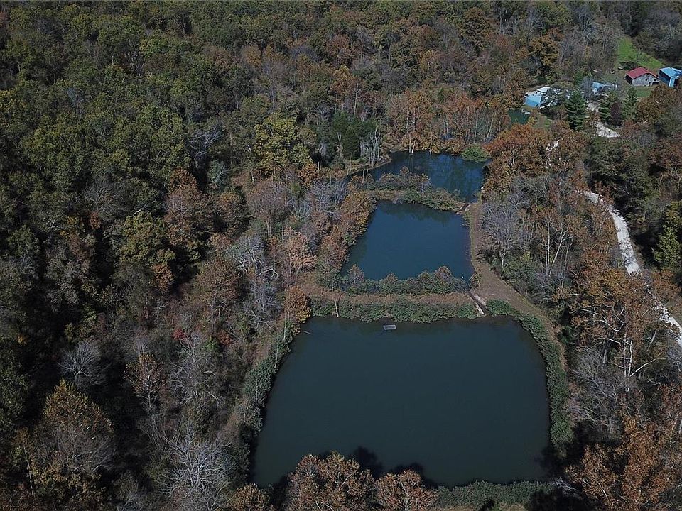 1st image of 135 Ponderosa Valley Ln