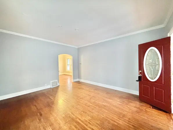 426 S Jackson St, Janesville, WI 53548