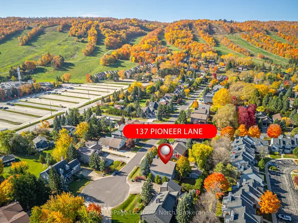 137 Pioneer Ln, The Blue Mountains, ON L9Y 0M7