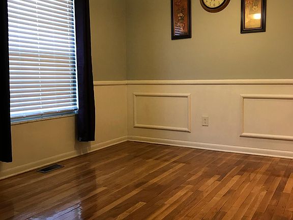 3rd image of 2541 Scioto View Ln