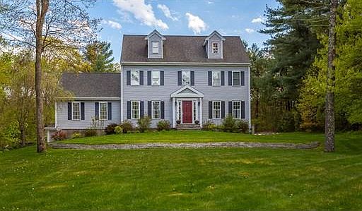 1st image of 7 Lemore Ave