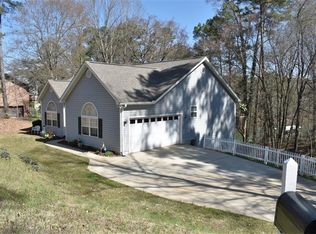 401 Edgewater Dr, Anderson, SC 29626
