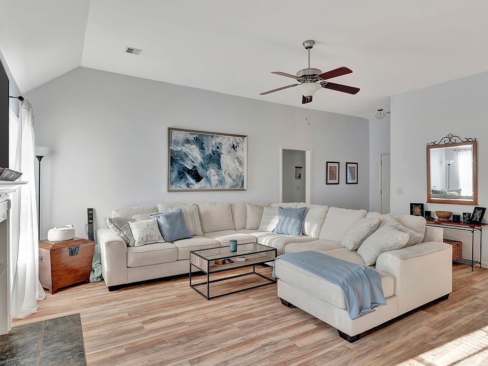 928 Cindy Jo Ct, Clarksville, TN 37040 | Zillow