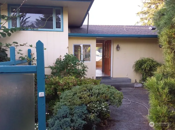 223 48th Street SW, Everett, WA 98203