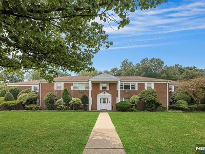 29 Rolling Ridge Road #B, Montvale, NJ, 07645