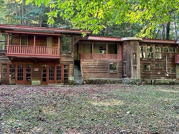 26 Cold Spring Rd