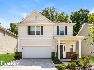 9616 Hamel St, Charlotte, NC 28215