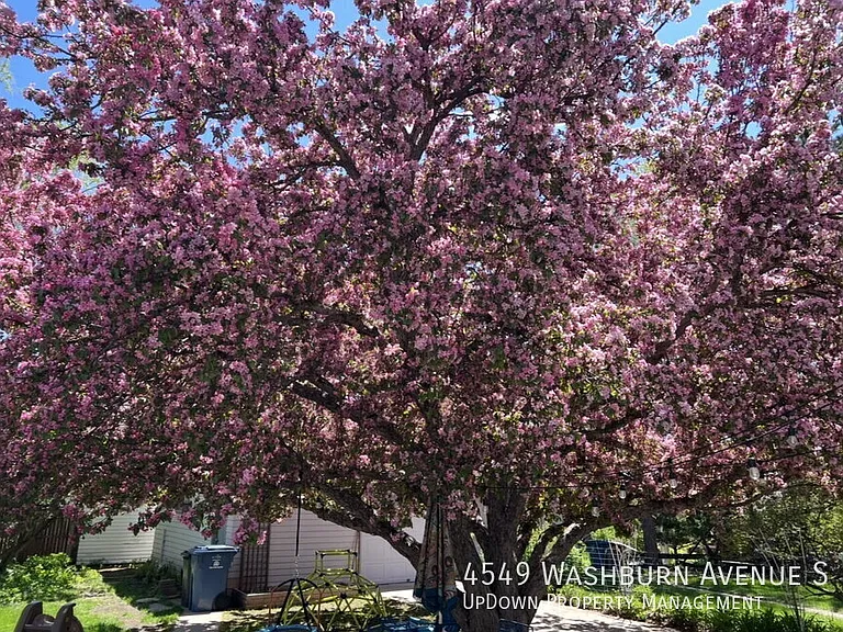 4549 Washburn Ave S — Photo 45