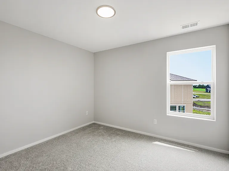 1424 SE Vantage Point Dr — Photo 30
