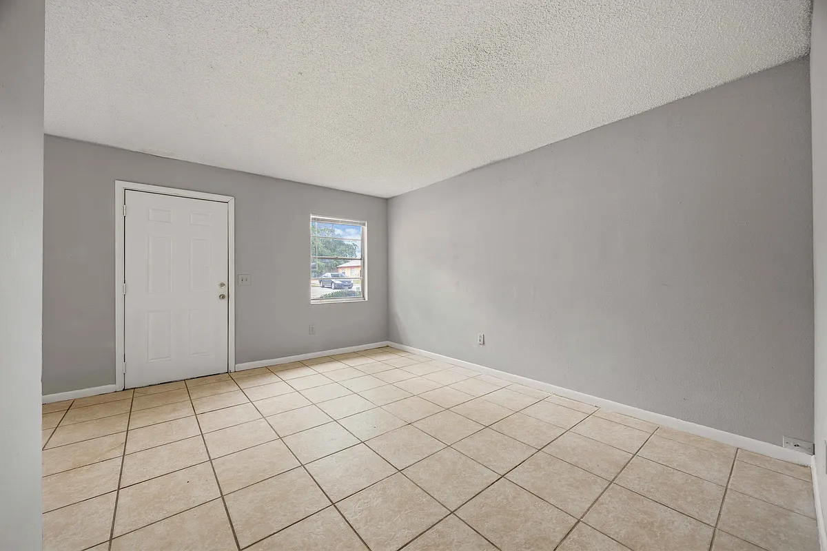Building Photo - 3018 Allred Dr #A
