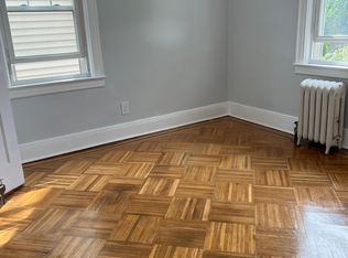 92 Colonial Rd #2, Floral Park, NY 11001