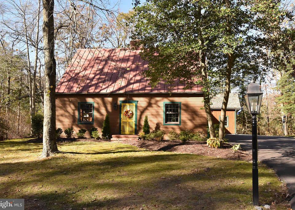 1st image of 103 Woodduck Ct