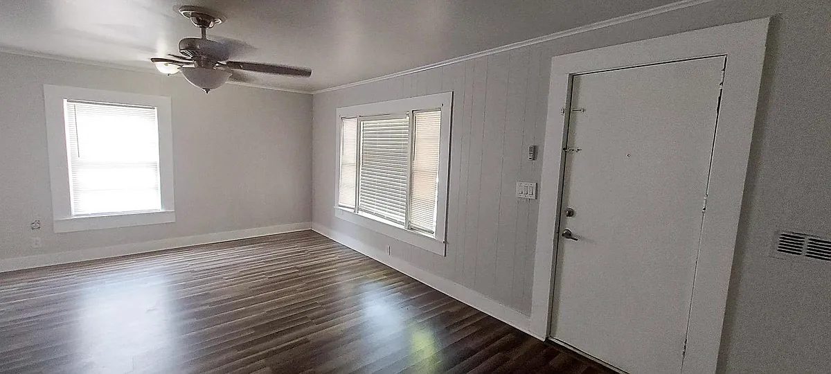 Photo 2 of 17 - 2024 N Ross Ave - Tyler, TX Building Photo - 2024 N Ross Ave