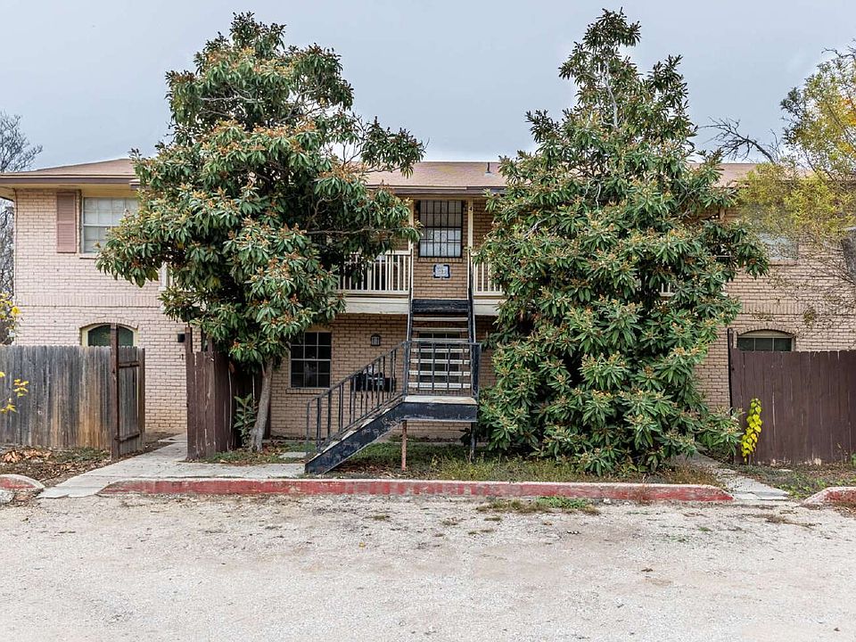 1st image of 1903 Anchor Dr APT 1