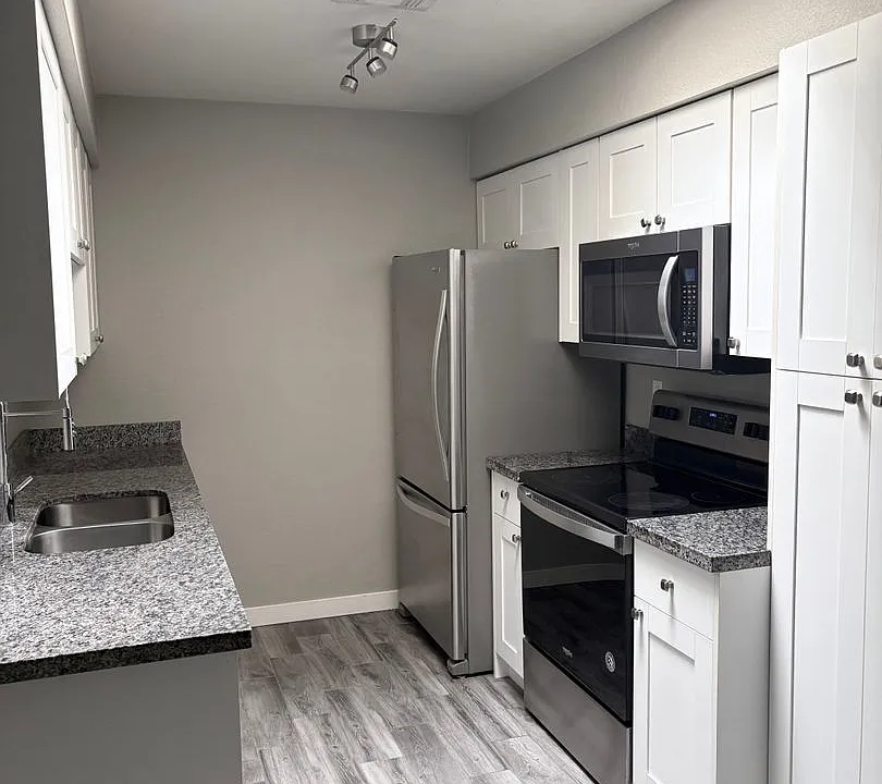 97 N Cooper Rd #87