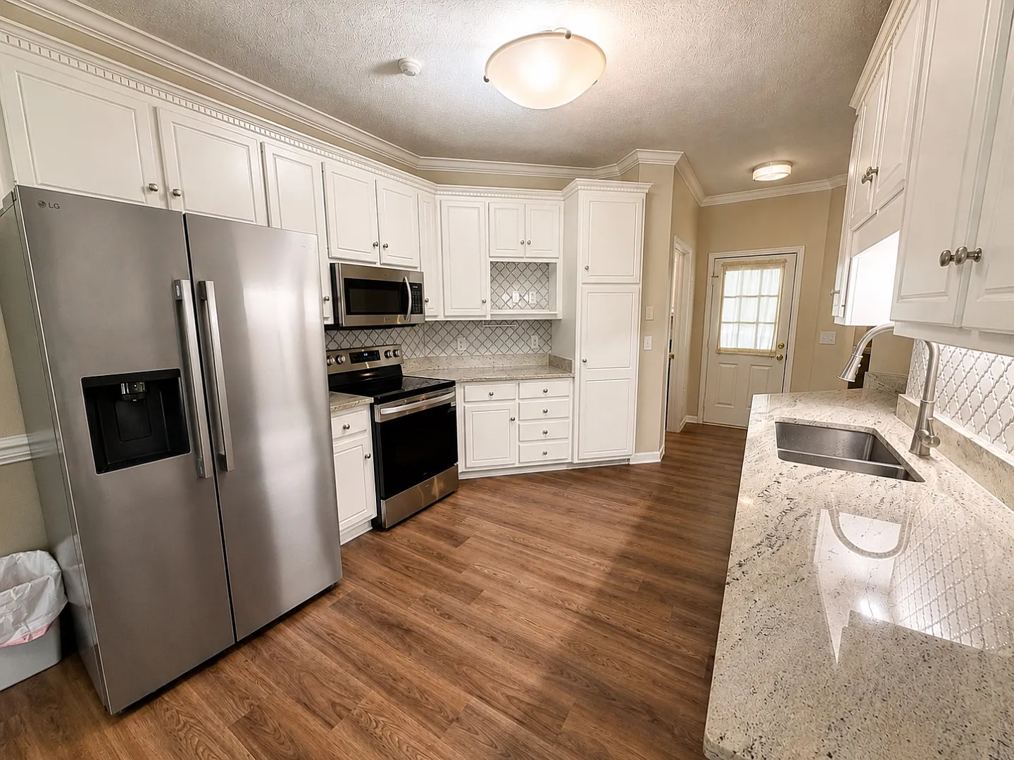 105 Sheffield Ct. — Photo 4