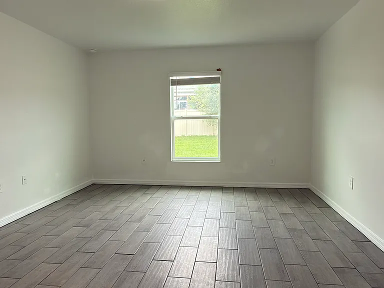707 Grove St — Photo 19