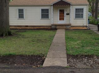 1817 SW Wayne Ave, Topeka, KS 66604